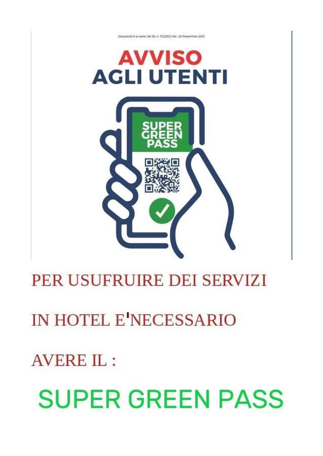 Hotel La Milanese Pietra Ligure Kültér fotó