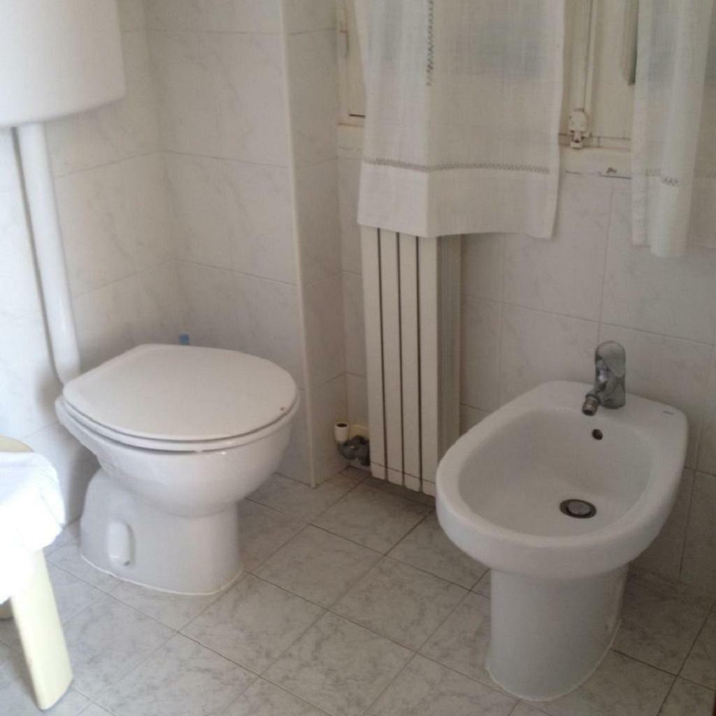Hotel La Milanese Pietra Ligure Kültér fotó